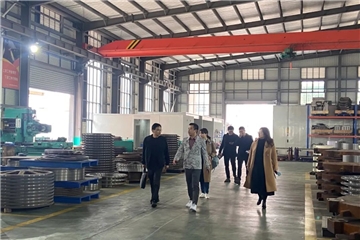 寒冷的嚴(yán)冬即將過去，好天氣，意味著好的機(jī)遇也將慢慢靠近！